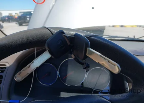 2003 Honda Civic Lx z USA, uszkodzony, nr VIN 2HGES16593H616550